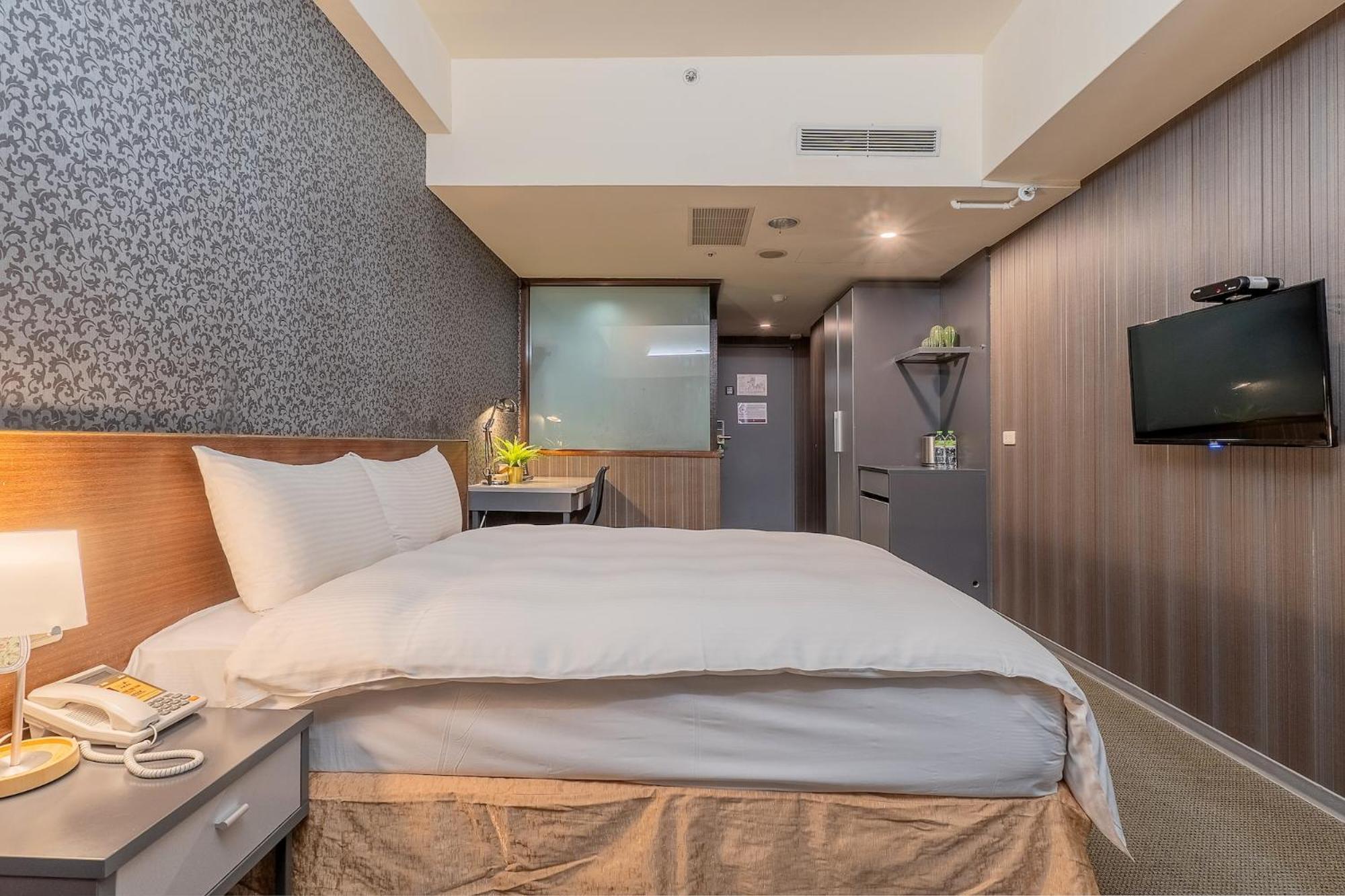 The Galerie Hotel Тайчжун Экстерьер фото