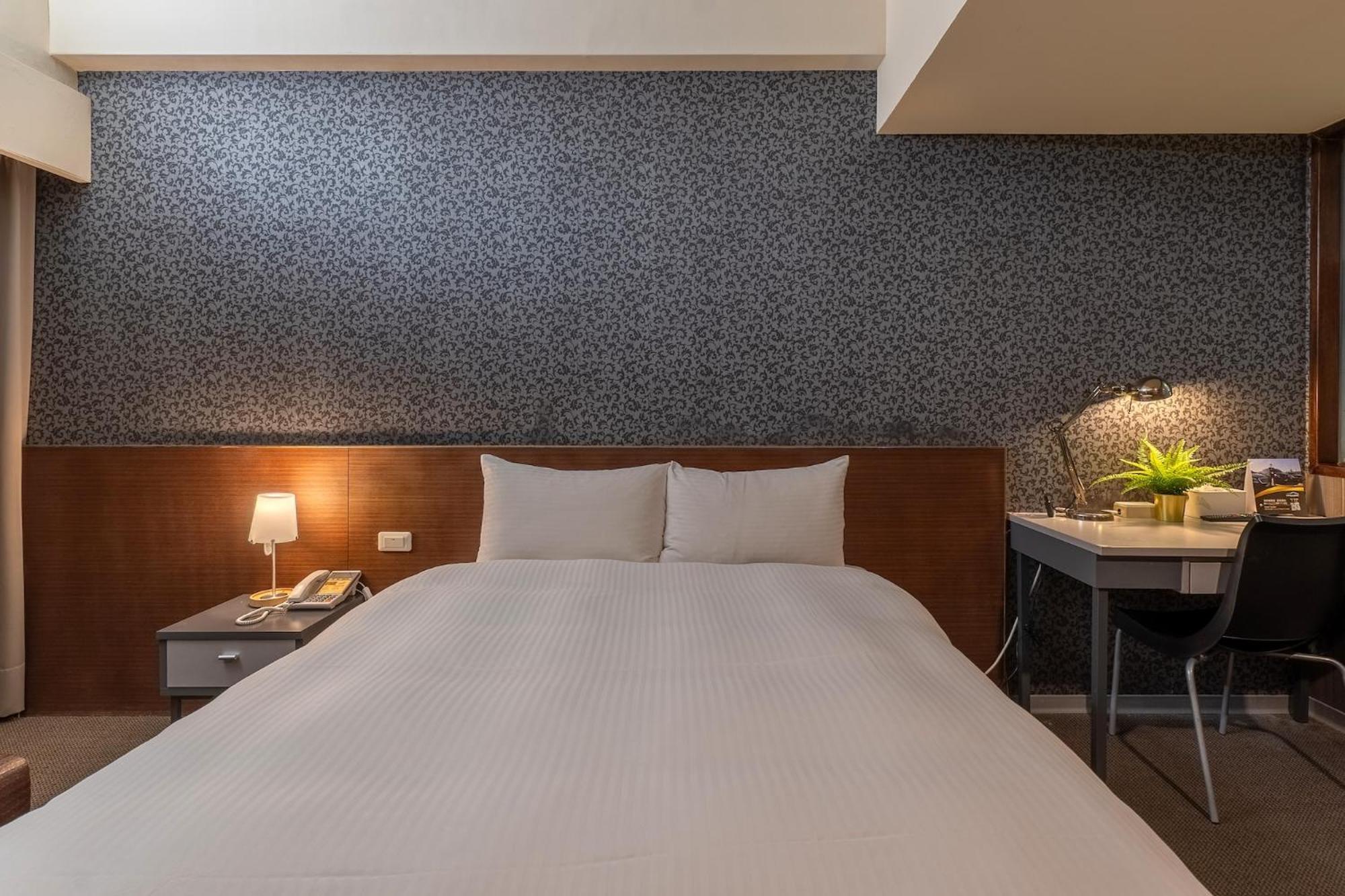 The Galerie Hotel Тайчжун Экстерьер фото