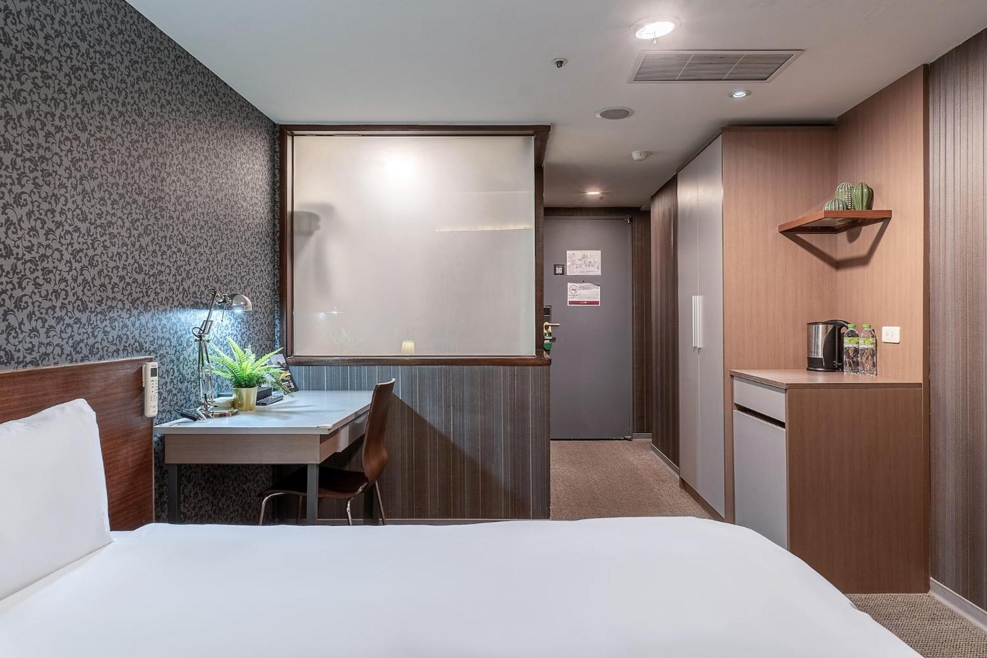 The Galerie Hotel Тайчжун Экстерьер фото