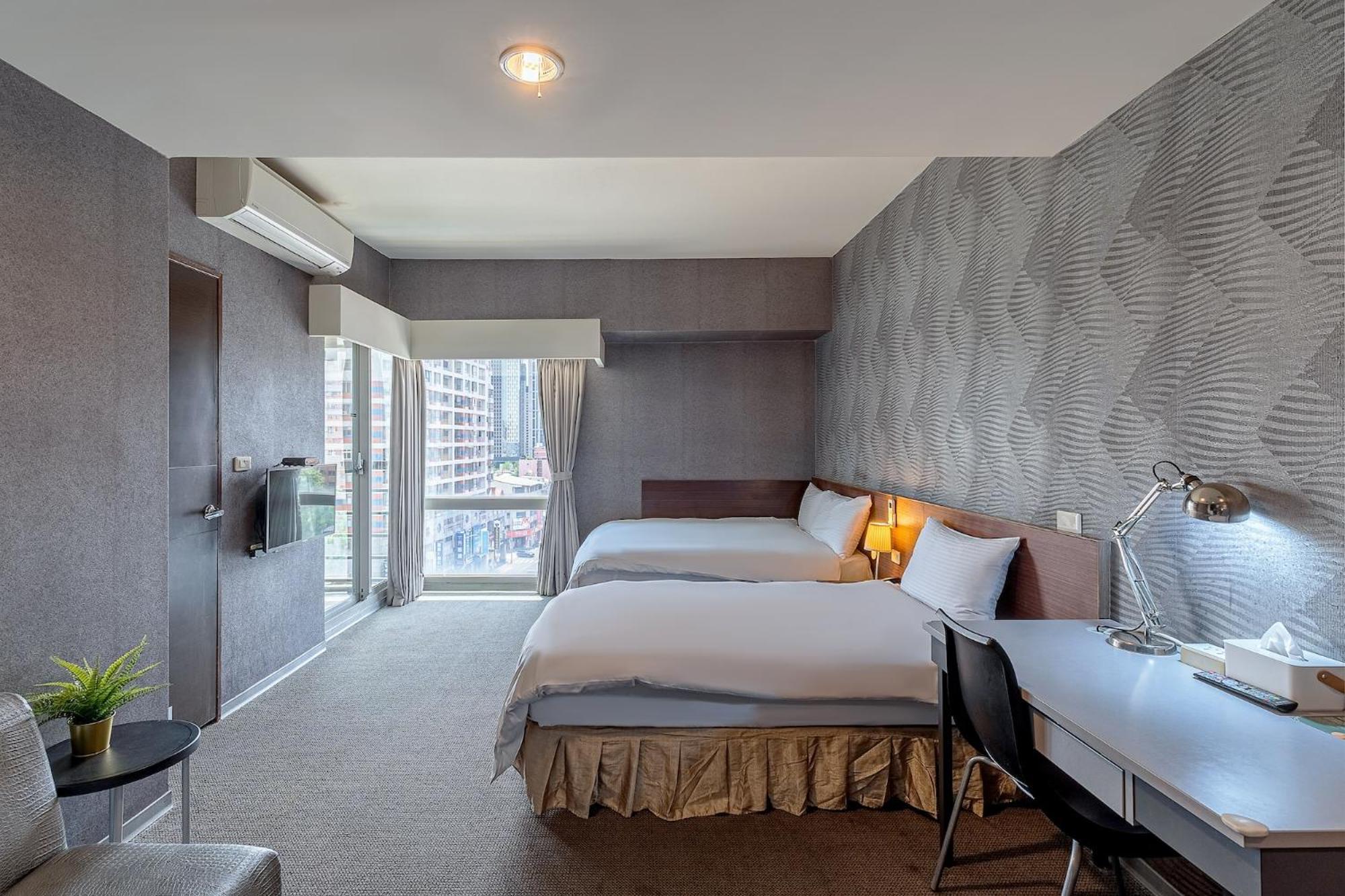 The Galerie Hotel Тайчжун Экстерьер фото